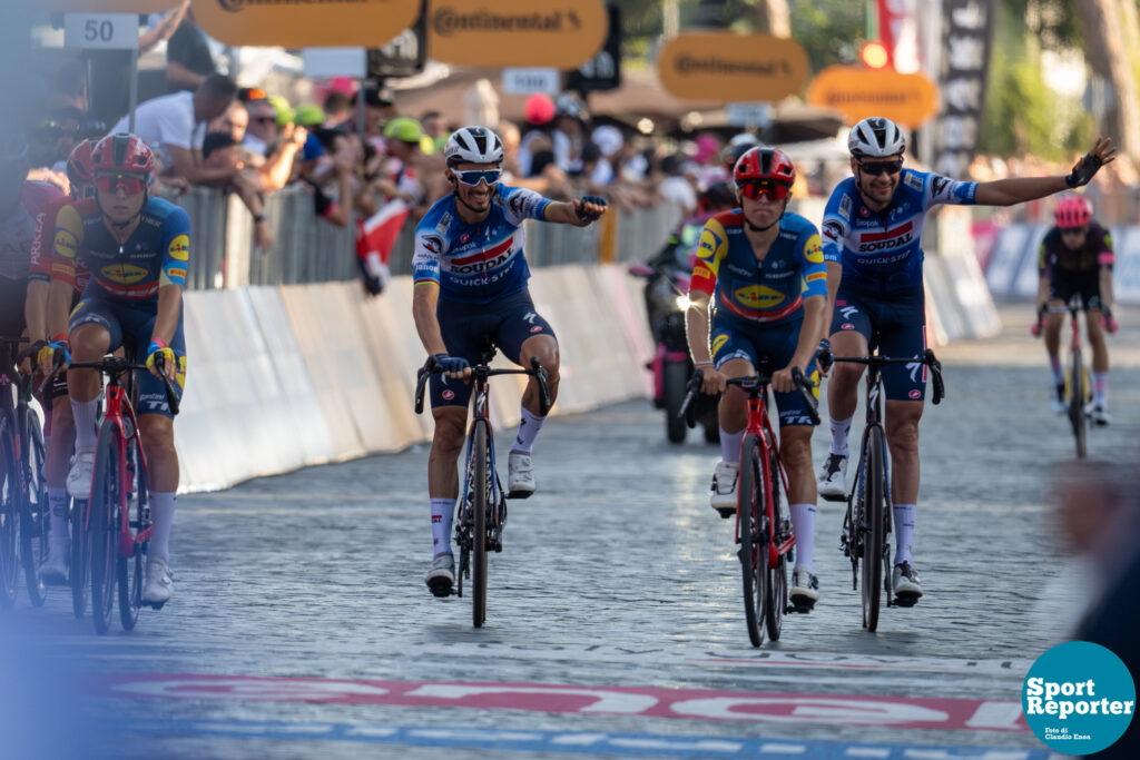 26052024_184221_107 Giro d'Italia - Roma