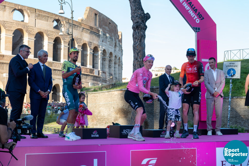 26052024_191911_107 Giro d'Italia - Roma