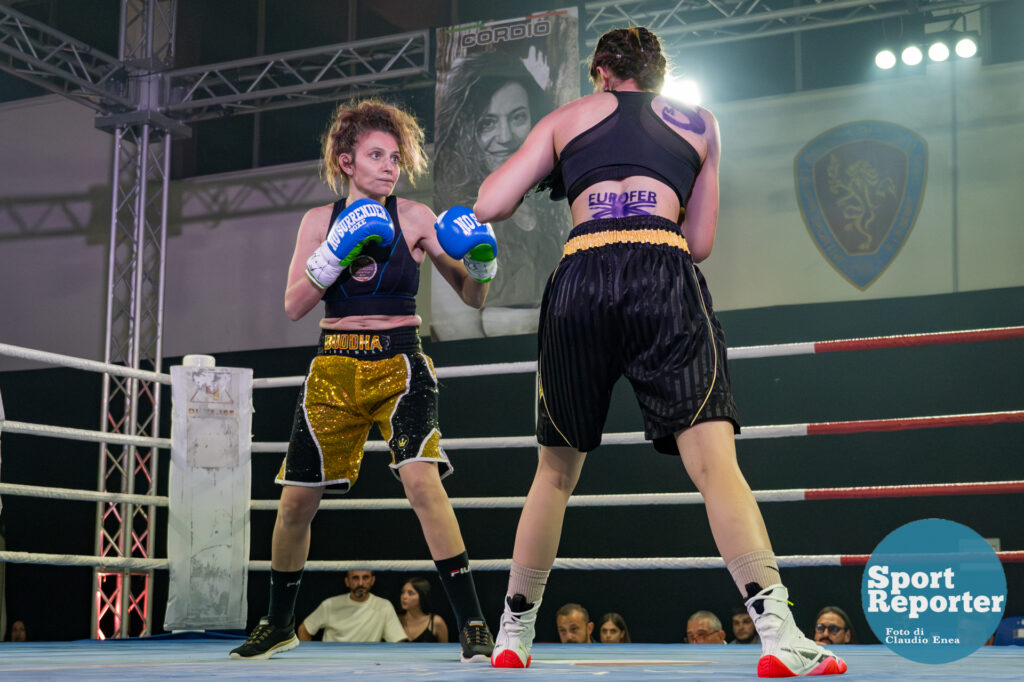 Italian Boxing Italian Women's Flyweight Title - Aurora De Persio vs Giacoma Cordio