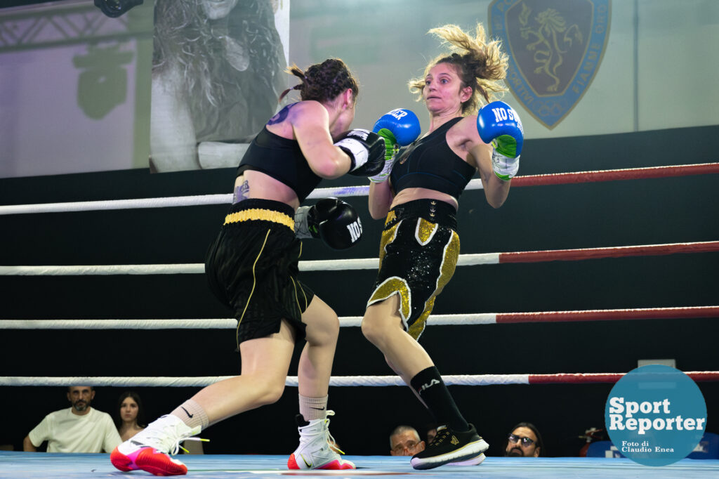 Italian Boxing Italian Women's Flyweight Title - Aurora De Persio vs Giacoma Cordio