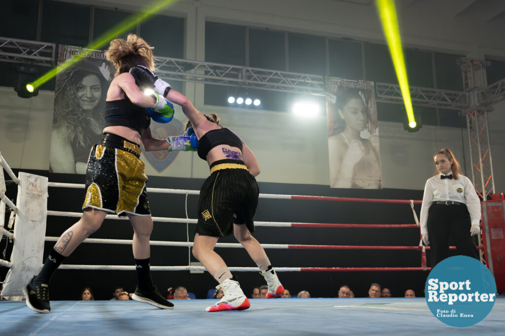 Italian Boxing Italian Women's Flyweight Title - Aurora De Persio vs Giacoma Cordio