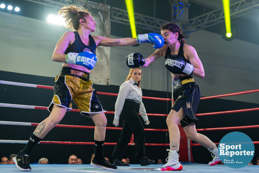 Italian Boxing Italian Women's Flyweight Title - Aurora De Persio vs Giacoma Cordio