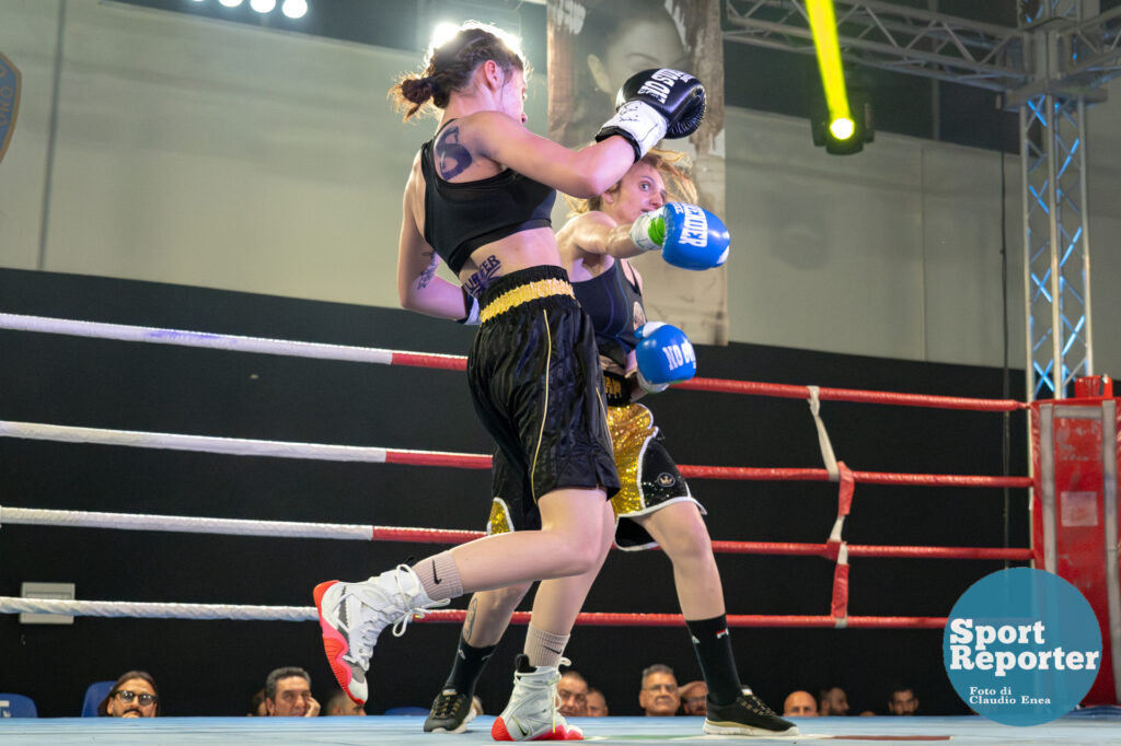 Italian Boxing Italian Women's Flyweight Title - Aurora De Persio vs Giacoma Cordio