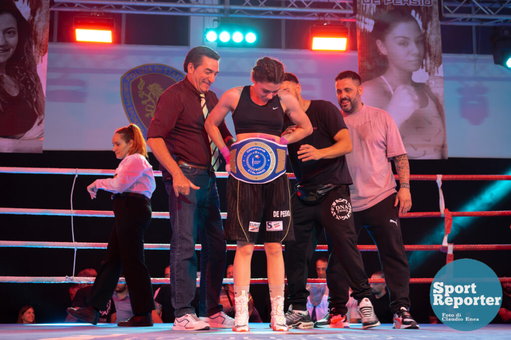 Italian Boxing Italian Women's Flyweight Title - Aurora De Persio vs Giacoma Cordio